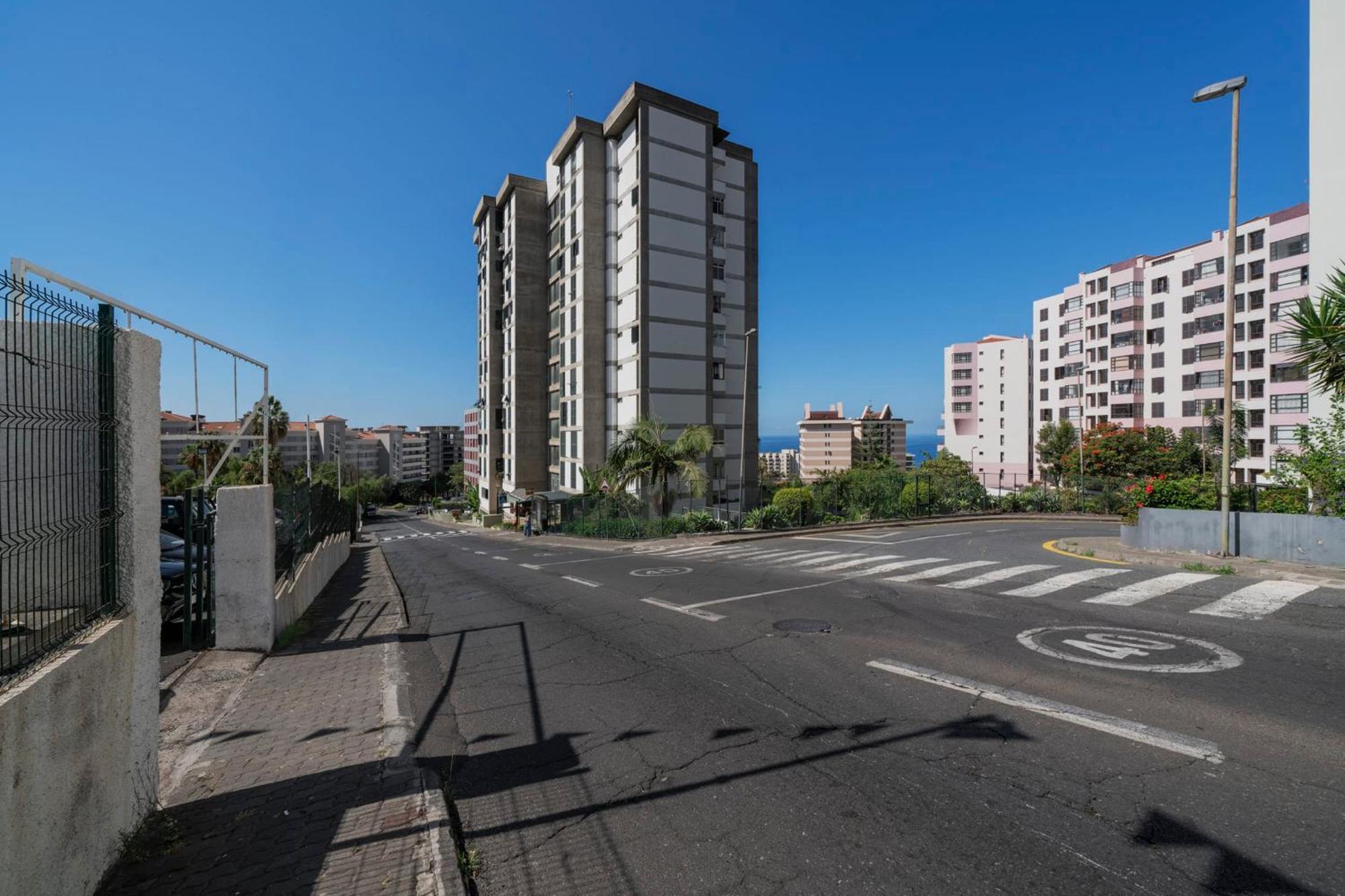 Apartamento America By An Island Apart Apartment Funchal  Exterior photo