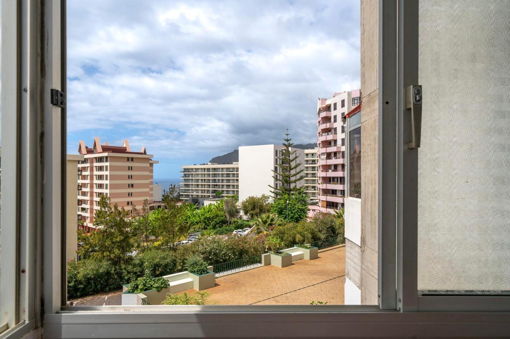 Apartamento America By An Island Apart Apartment Funchal  Exterior photo